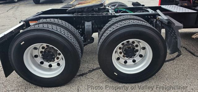 2023 Freightliner Cascadia 126  - 23037030 - 7