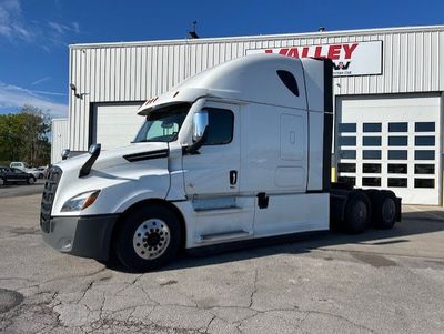 2023 Freightliner PT126SLP