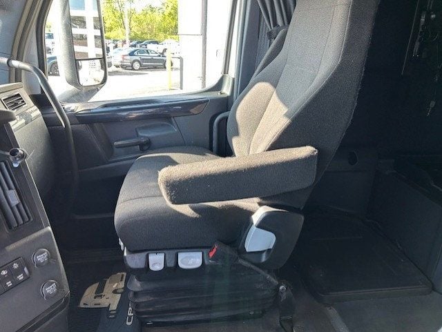 2023 Freightliner PT126SLP 2023 FREIGHTLINER CASCADIA SLEEPER - 23023499 - 9