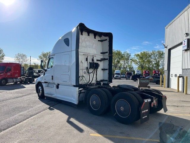 2023 Freightliner PT126SLP 2023 FREIGHTLINER CASCADIA SLEEPER - 23023543 - 7