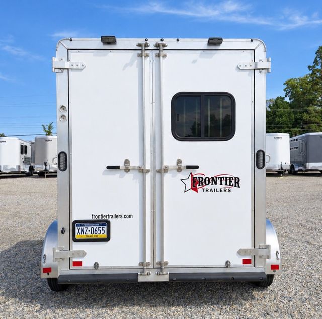 2023 Frontier 2 Horse Slant with Drop Feed Windows & Escape Door  - 23086589 - 3