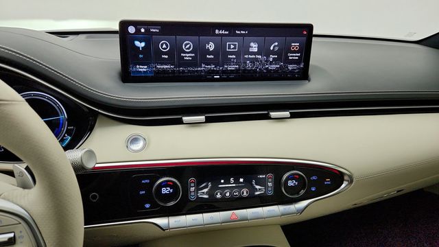 2023 Genesis Electrified GV70 Advanced AWD - 22941411 - 17