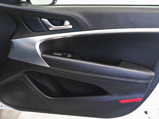 2023 Genesis G70 2.0T - 22951402 - 9