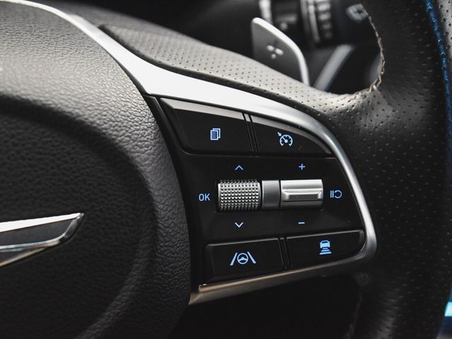 2023 Genesis G70 2.0T - 22951402 - 24