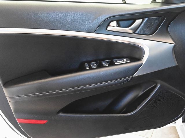 2023 Genesis G70 2.0T - 22951402 - 7