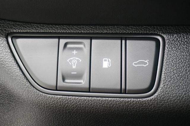 2023 Genesis G70 2.0T AWD - 23016778 - 28