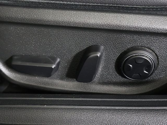 2023 Genesis G70 2.0T AWD - 22974986 - 31