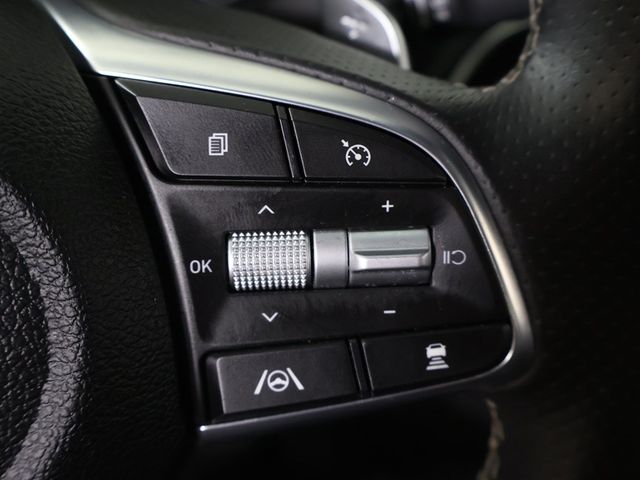 2023 Genesis G70 2.0T AWD - 22974986 - 40