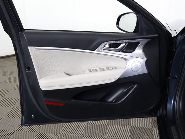 2023 Genesis G70 2.0T AWD - 23004108 - 25