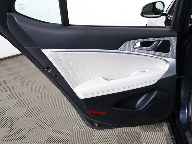 2023 Genesis G70 2.0T AWD - 23004108 - 27