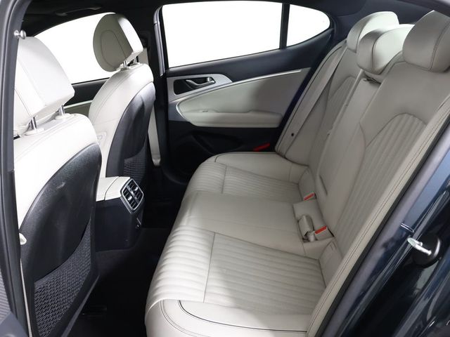 2023 Genesis G70 2.0T AWD - 23004108 - 37