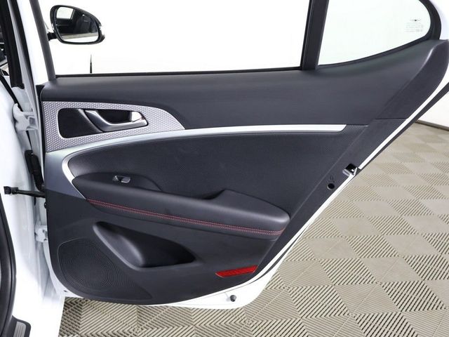 2023 Genesis G70 2.0T AWD - 23033314 - 27