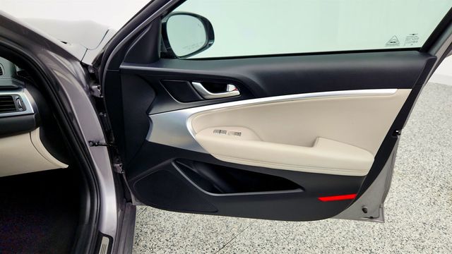 2023 Genesis G70 2.0T AWD - 23013733 - 24