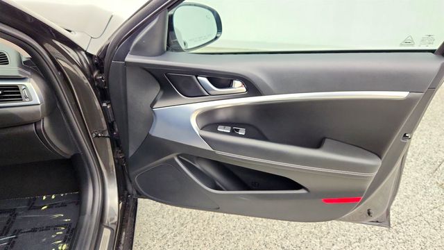 2023 Genesis G70 2.0T AWD - 23067924 - 25