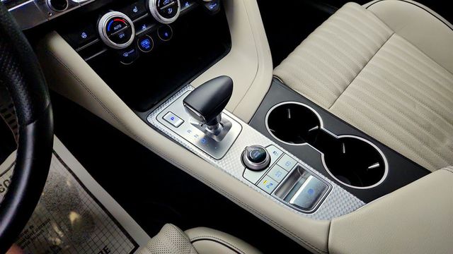 2023 Genesis G70 2.0T AWD w/ Sport Prestige Pkg, Lexicon Audio & Wide Sunroof - 23032588 - 15