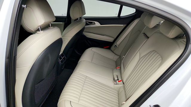 2023 Genesis G70 2.0T AWD w/ Sport Prestige Pkg, Lexicon Audio & Wide Sunroof - 23032588 - 21