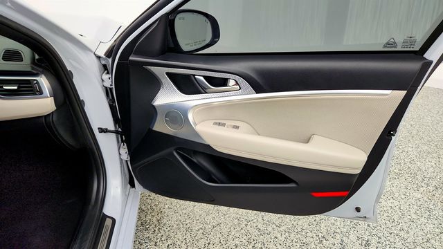 2023 Genesis G70 2.0T AWD w/ Sport Prestige Pkg, Lexicon Audio & Wide Sunroof - 23032588 - 26