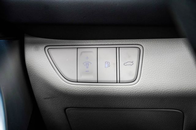 2023 Genesis G70 2.0T RWD - 23066611 - 30