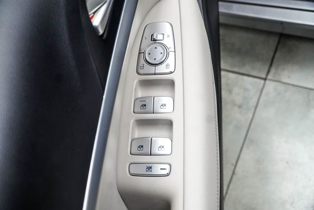 2023 Genesis G70 2.0T RWD - 23066611 - 34
