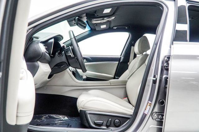 2023 Genesis G70 2.0T RWD - 23066611 - 36