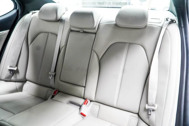 2023 Genesis G70 2.0T RWD - 23066611 - 38