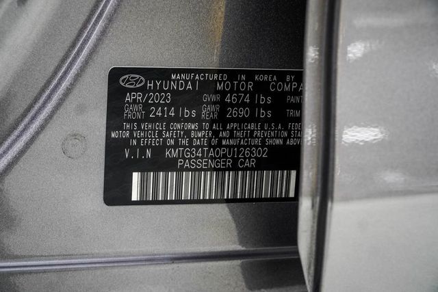 2023 Genesis G70 2.0T RWD - 23066611 - 40
