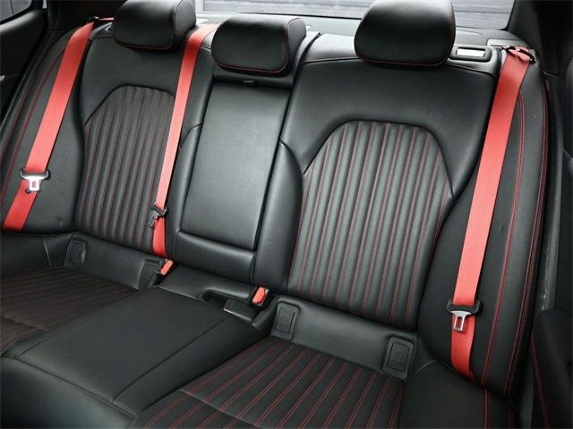 2023 Genesis G70 2.0T RWD - 22928371 - 14