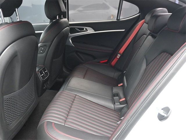 2023 Genesis G70 2.0T RWD - 22928371 - 15