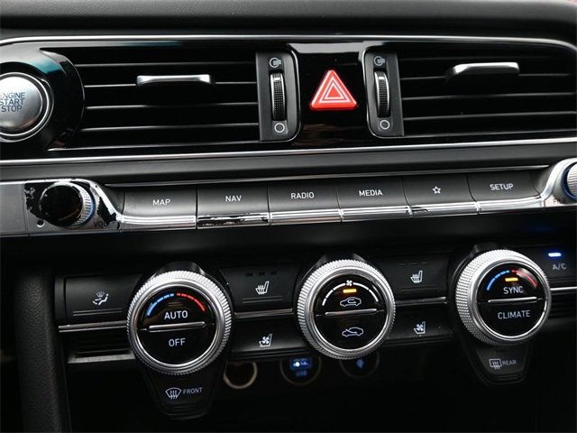 2023 Genesis G70 2.0T RWD - 22928371 - 27