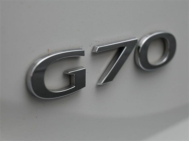 2023 Genesis G70 2.0T RWD - 22928371 - 39