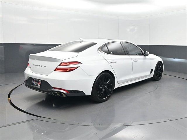 2023 Genesis G70 2.0T RWD - 22928371 - 44