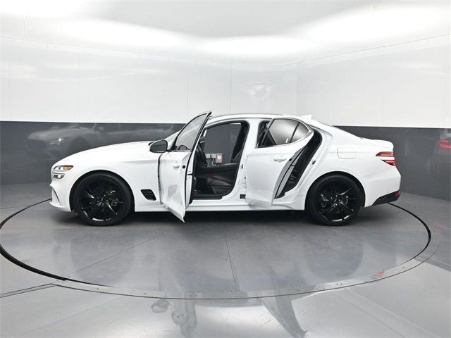2023 Genesis G70 2.0T RWD - 22928371 - 51