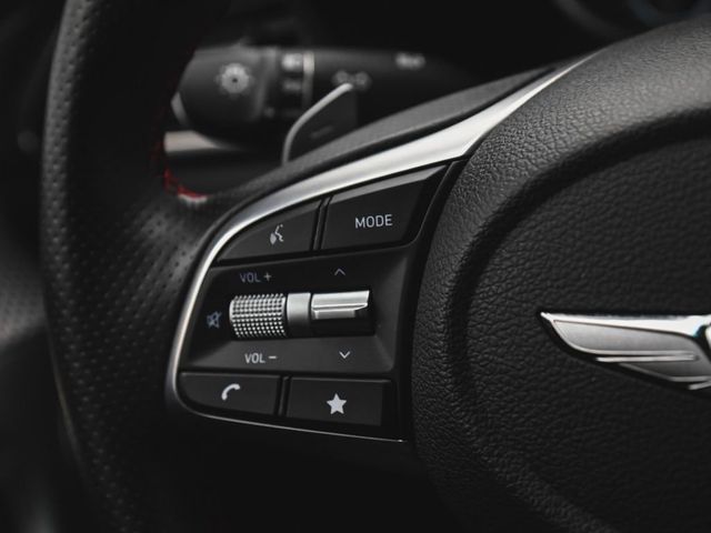 2023 Genesis G70 2.0T Sport Prestige - 23029068 - 26