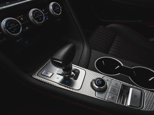 2023 Genesis G70 2.0T Sport Prestige - 23029068 - 29
