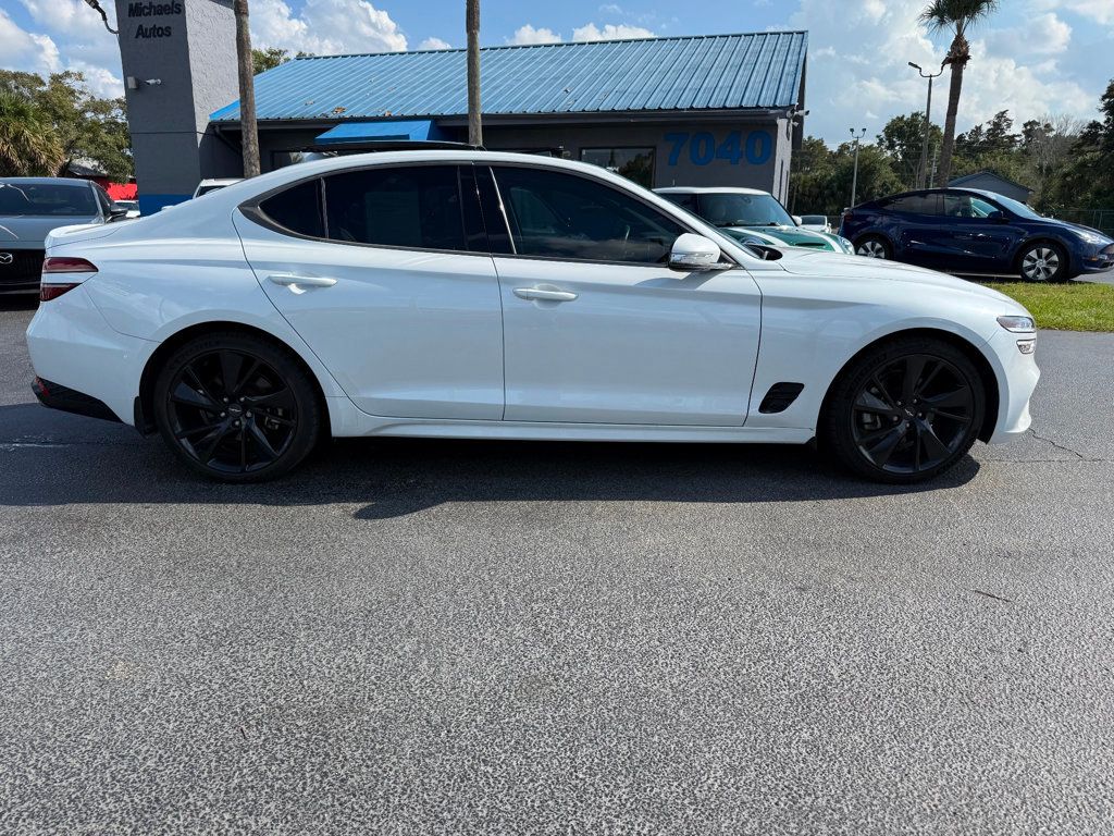 2023 Genesis G70 2.0T Sport Prestige photo 4