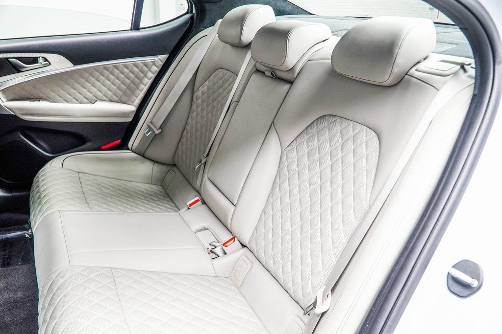 2023 Genesis G70 3.3T photo 39