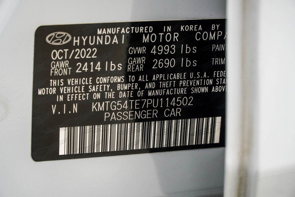 2023 Genesis G70 3.3T photo 40