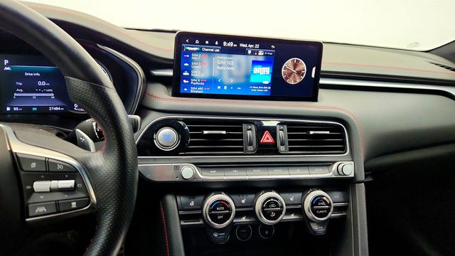 2023 Genesis G70 3.3T AWD with Sport Prestige & Sport Advanced Packages - 23016933 - 17