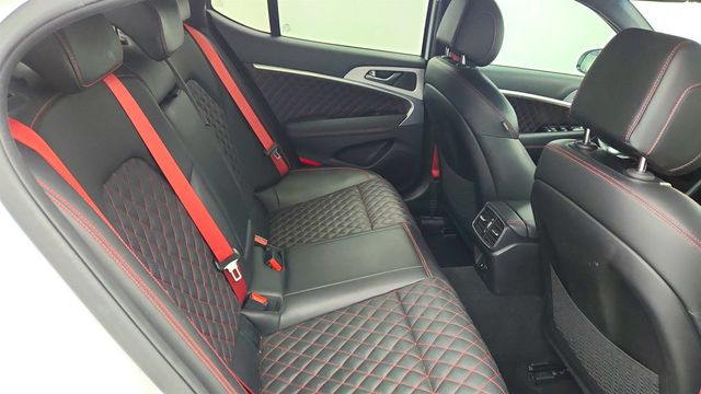 2023 Genesis G70 3.3T AWD with Sport Prestige & Sport Advanced Packages - 23016933 - 22