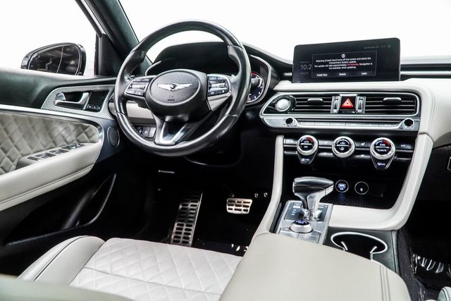 2023 Genesis G70 3.3T RWD - 22952710 - 18
