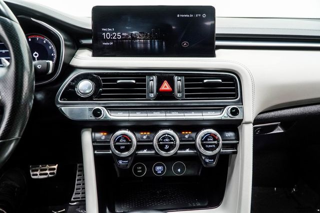 2023 Genesis G70 3.3T RWD - 22952710 - 19