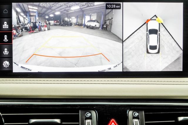 2023 Genesis G70 3.3T RWD - 22952710 - 31