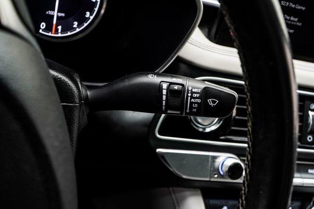 2023 Genesis G70 3.3T RWD - 22952710 - 37