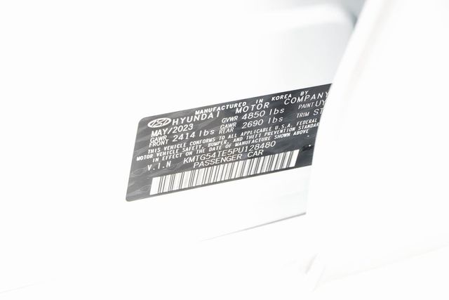 2023 Genesis G70 3.3T RWD - 22952710 - 50