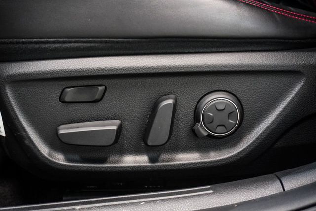 2023 Genesis G70 3.3T RWD - 23066639 - 6