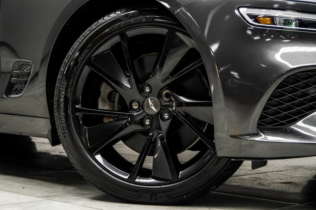 2023 Genesis G70 3.3T photo 3