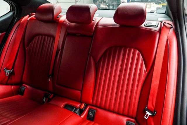 2023 Genesis G70 3.3T RWD - 22951982 - 36