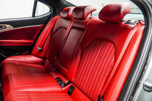 2023 Genesis G70 3.3T RWD - 22951982 - 37