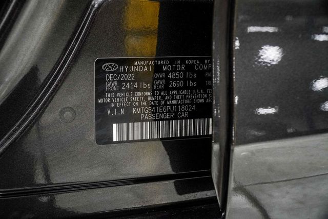 2023 Genesis G70 3.3T RWD - 22951982 - 38