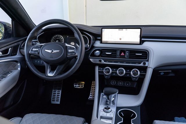 2023 Genesis G70 3.3T RWD - 22980506 - 18